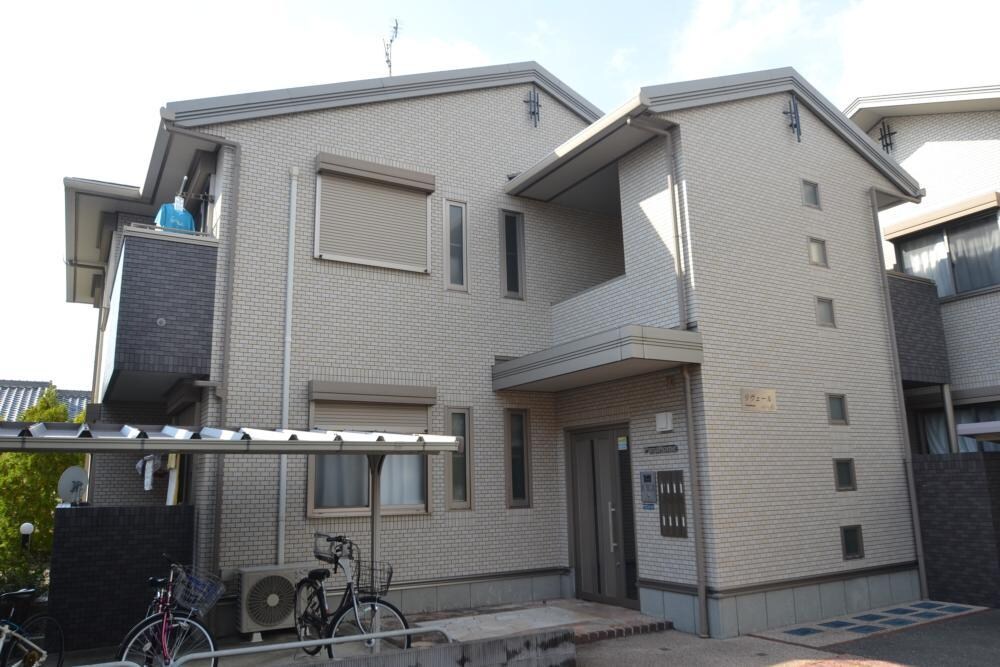 リヴェールの物件外観写真