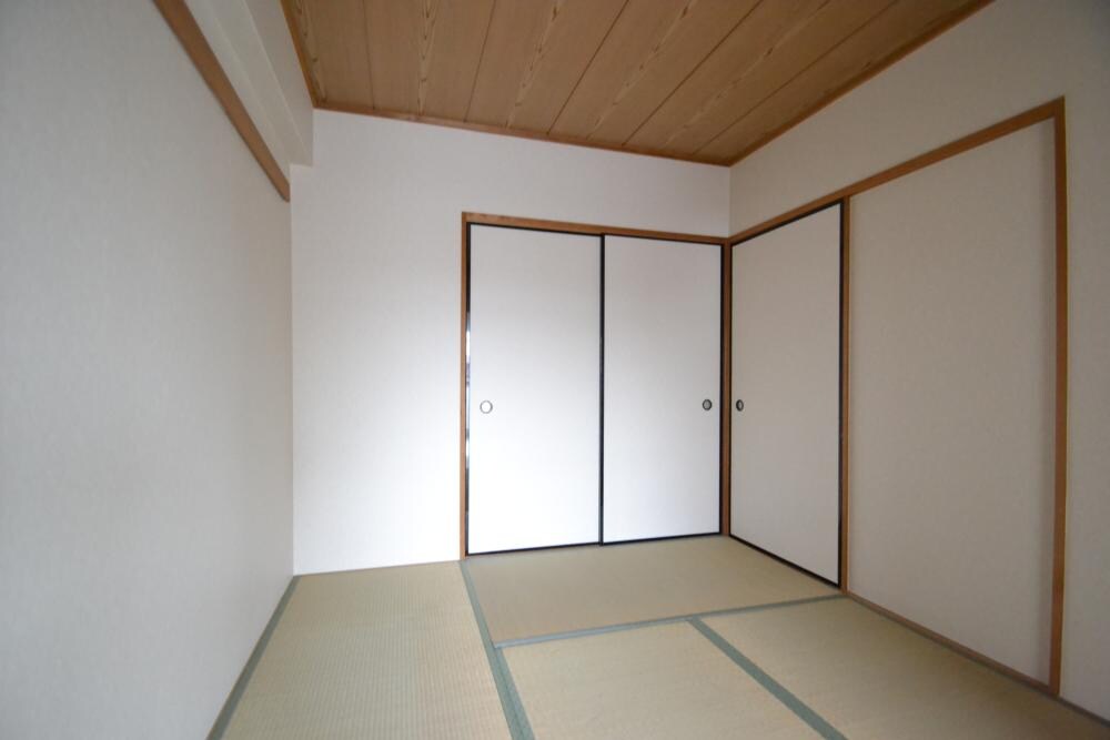 プラマー2番館の物件内観写真