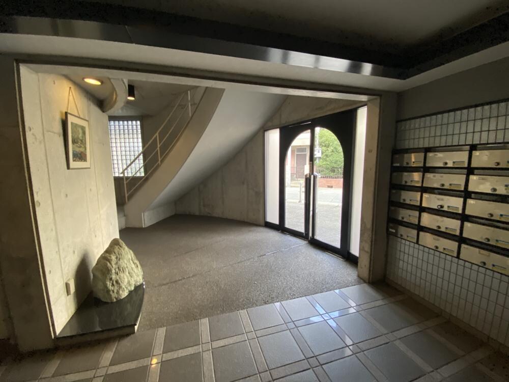 メゾン・ドゥ・フレールの物件外観写真