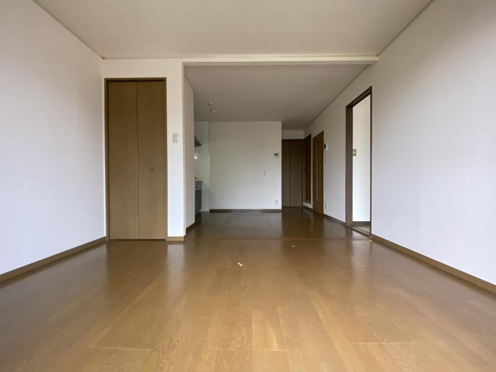 ハイカムール松井の物件内観写真