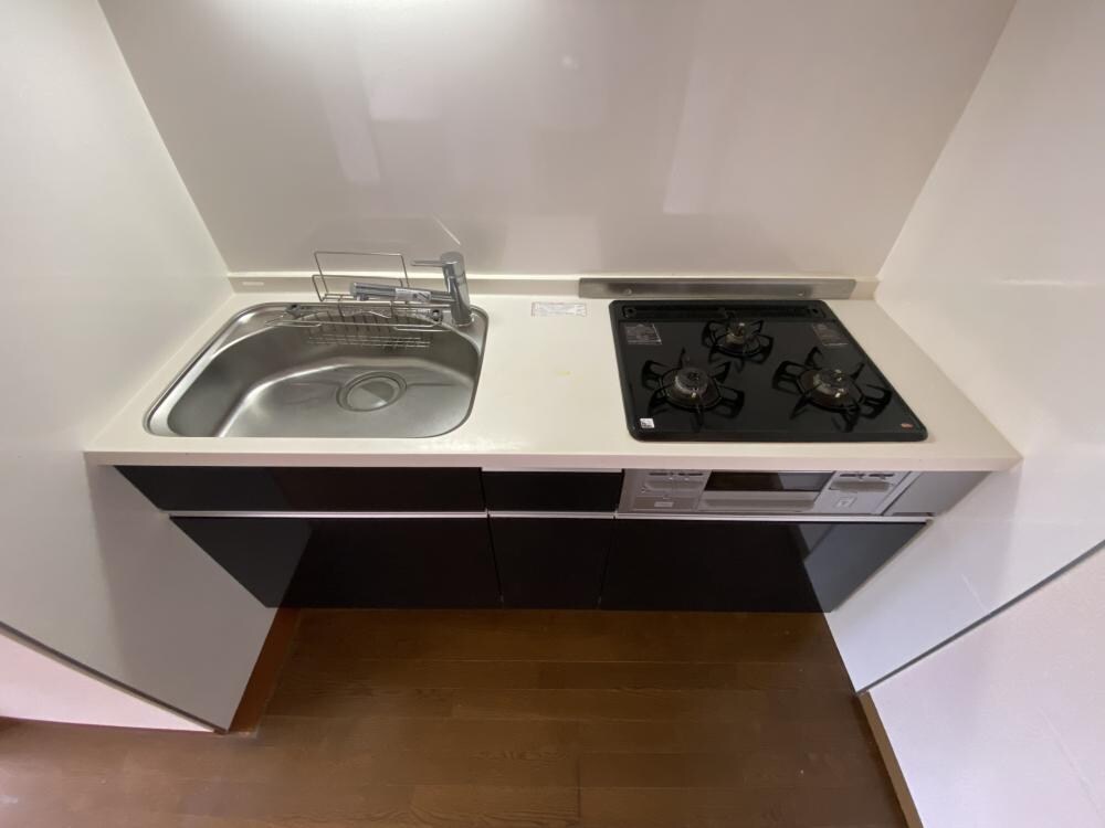 ハイカムール松井の物件内観写真