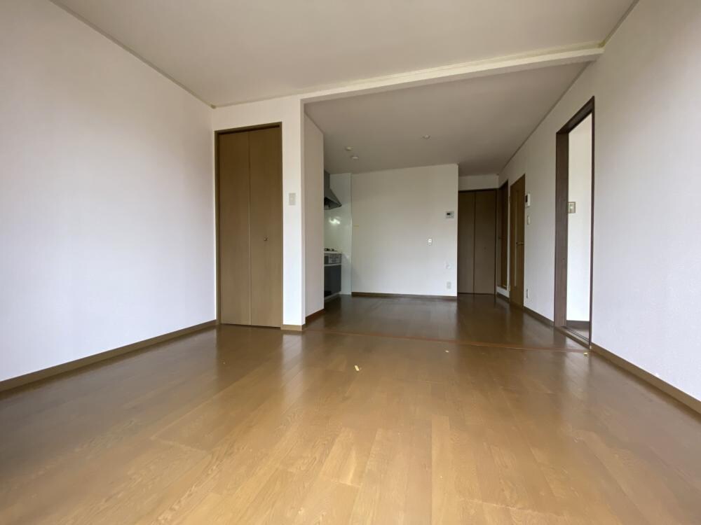 ハイカムール松井の物件内観写真