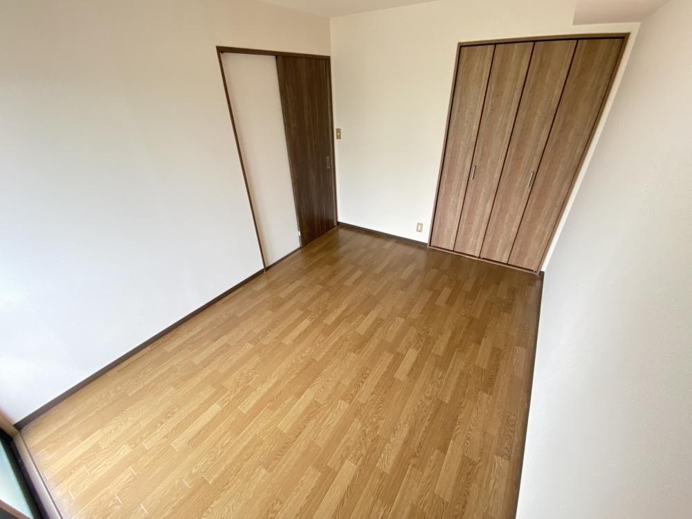 ハイカムール松井の物件内観写真