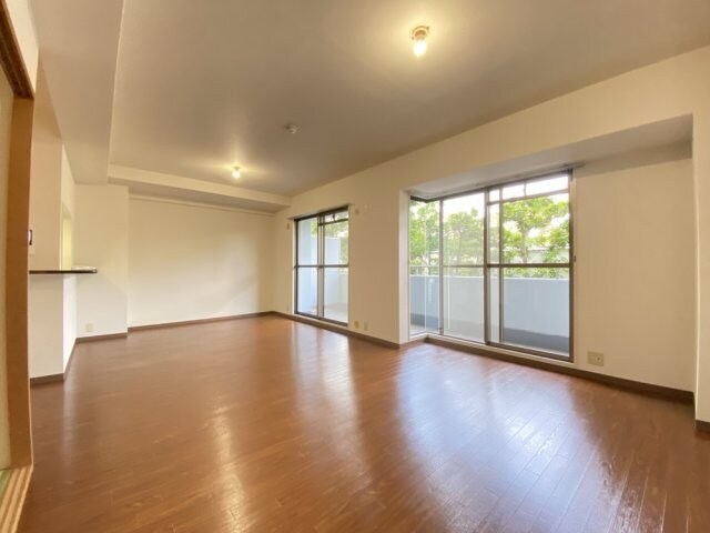 白鷹夙川マンションの物件内観写真