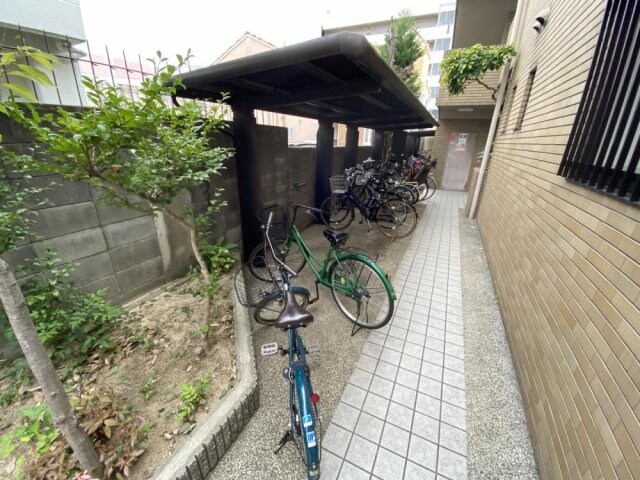 パラディオン1の物件外観写真