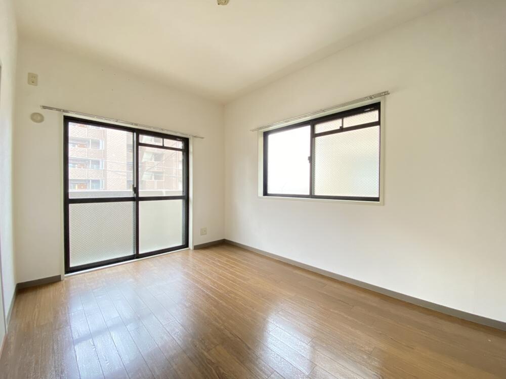 パラディオン1の物件内観写真