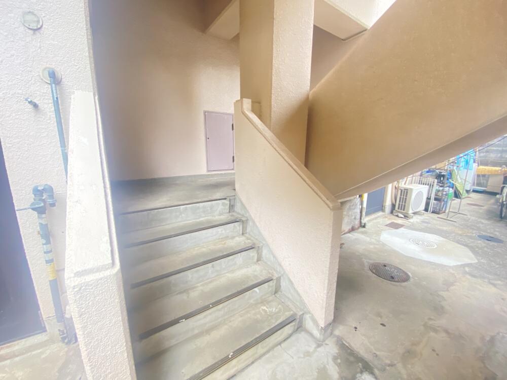 東田マンションの物件外観写真