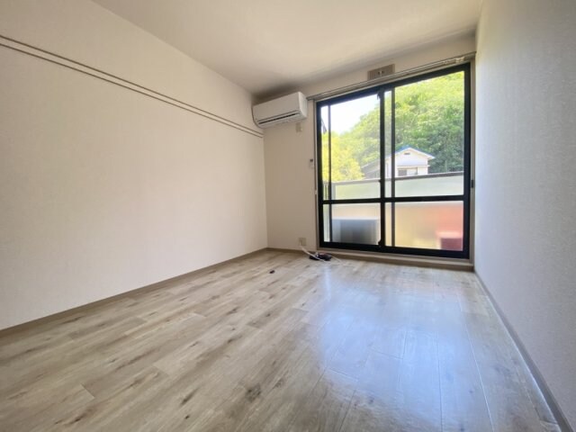 エスポワール岡田の物件内観写真