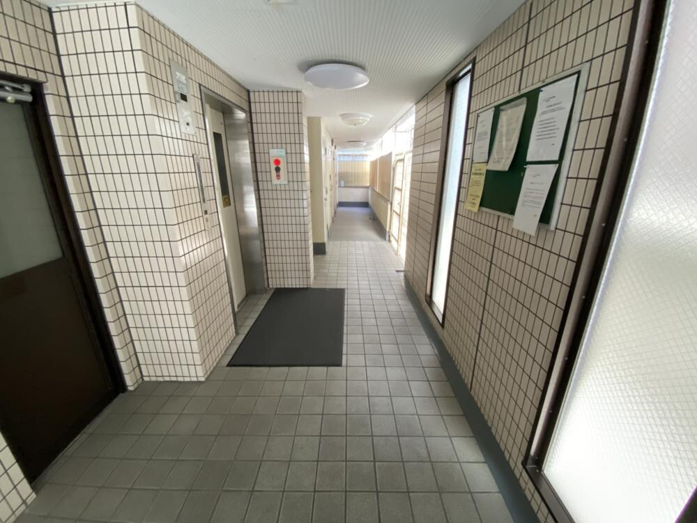 ポコアポコ甲子園口メゾンの物件外観写真