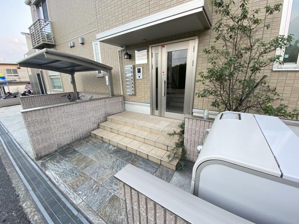 Brama甲東の物件外観写真