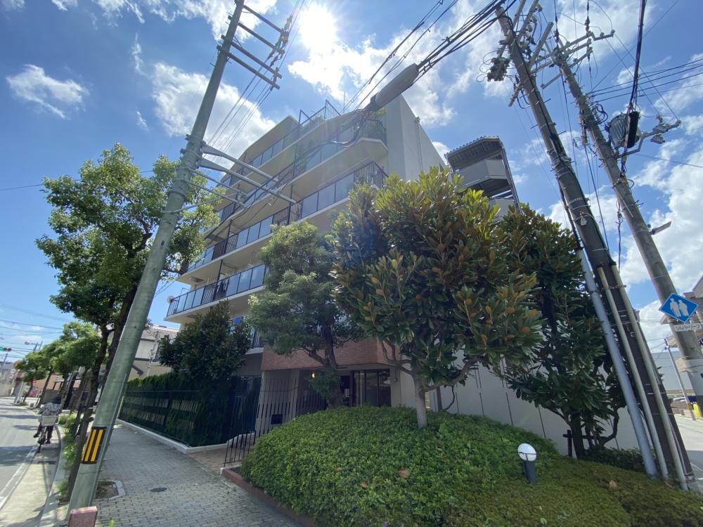 東園田ストークハイツの物件外観写真