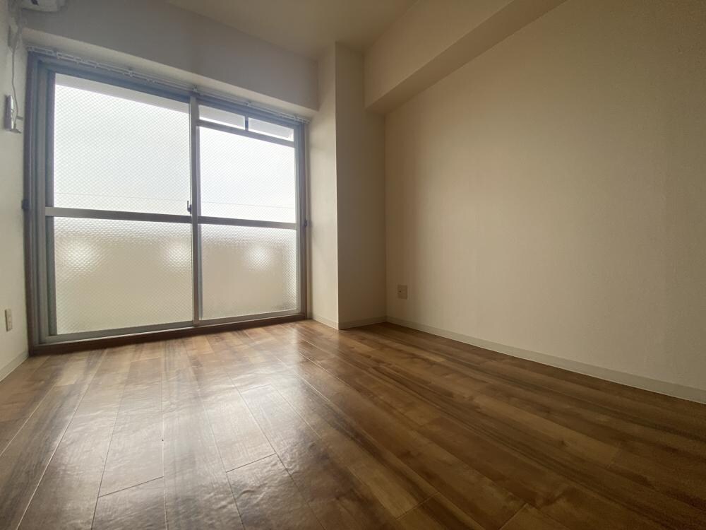 Y’sコート蘭びっくの物件内観写真