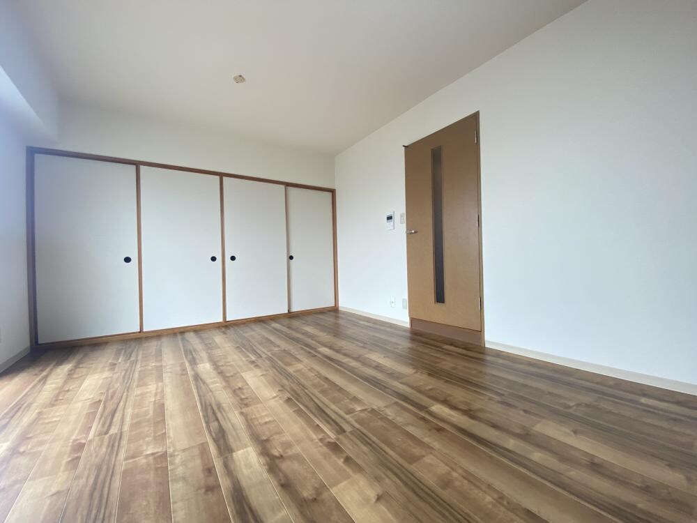 Y’sコート蘭びっくの物件内観写真