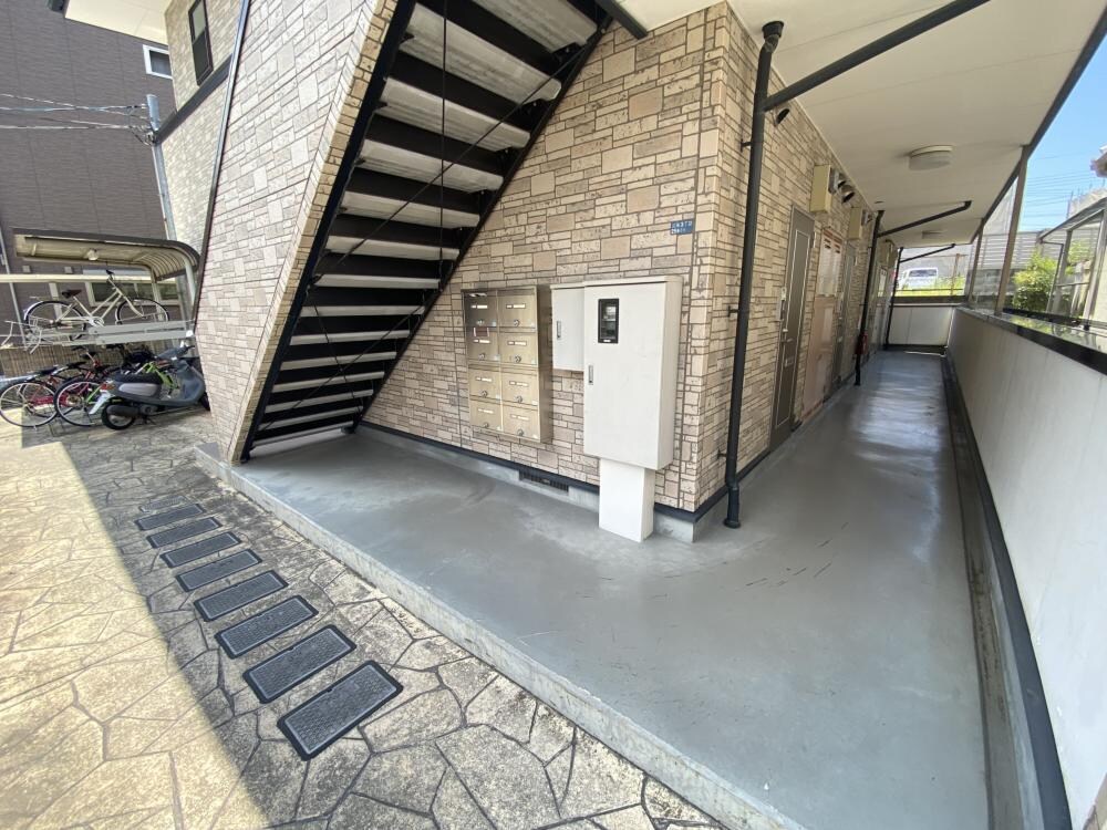 エテルノ昆陽3の物件外観写真