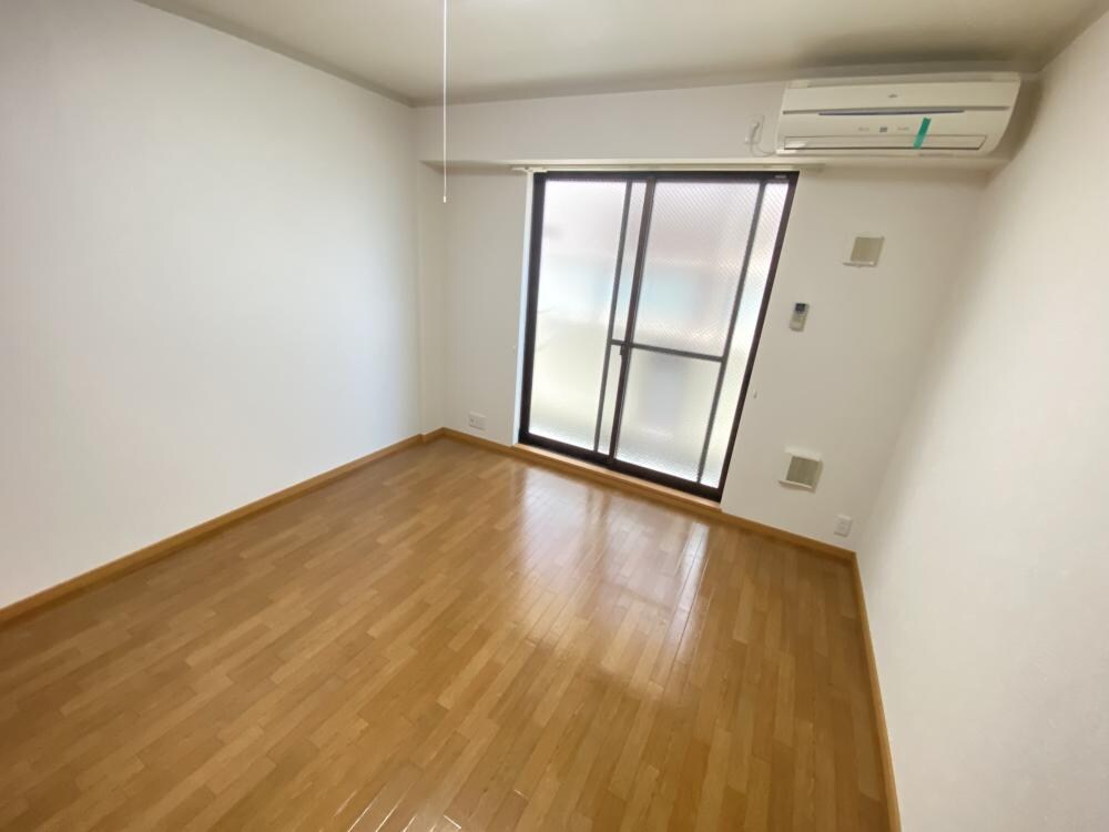 エテルノ昆陽3の物件内観写真