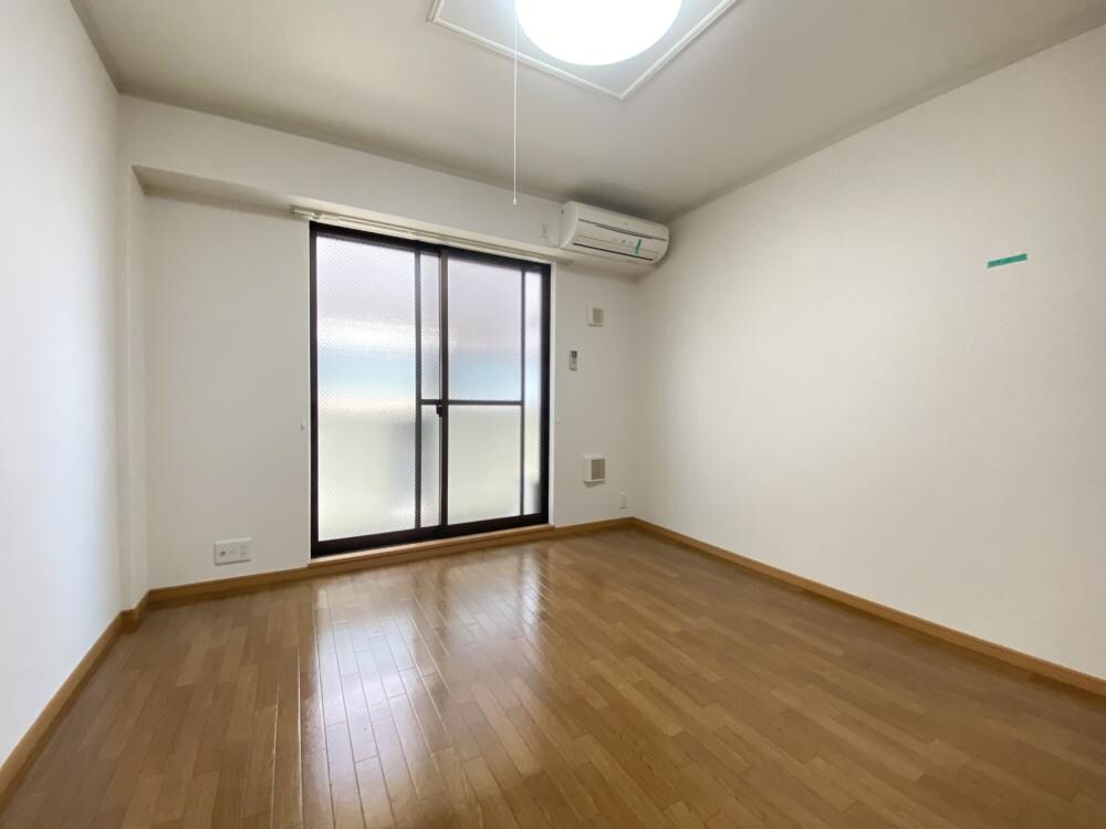 エテルノ昆陽3の物件内観写真