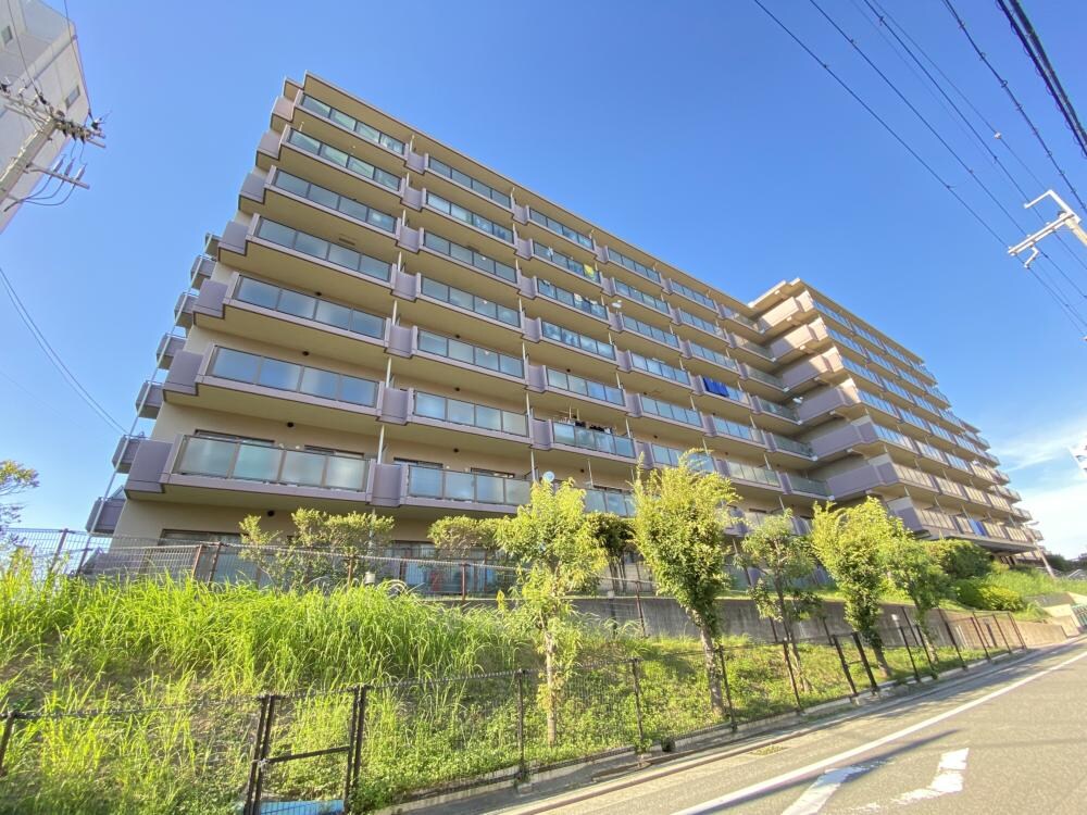 フレシア西宮の物件外観写真