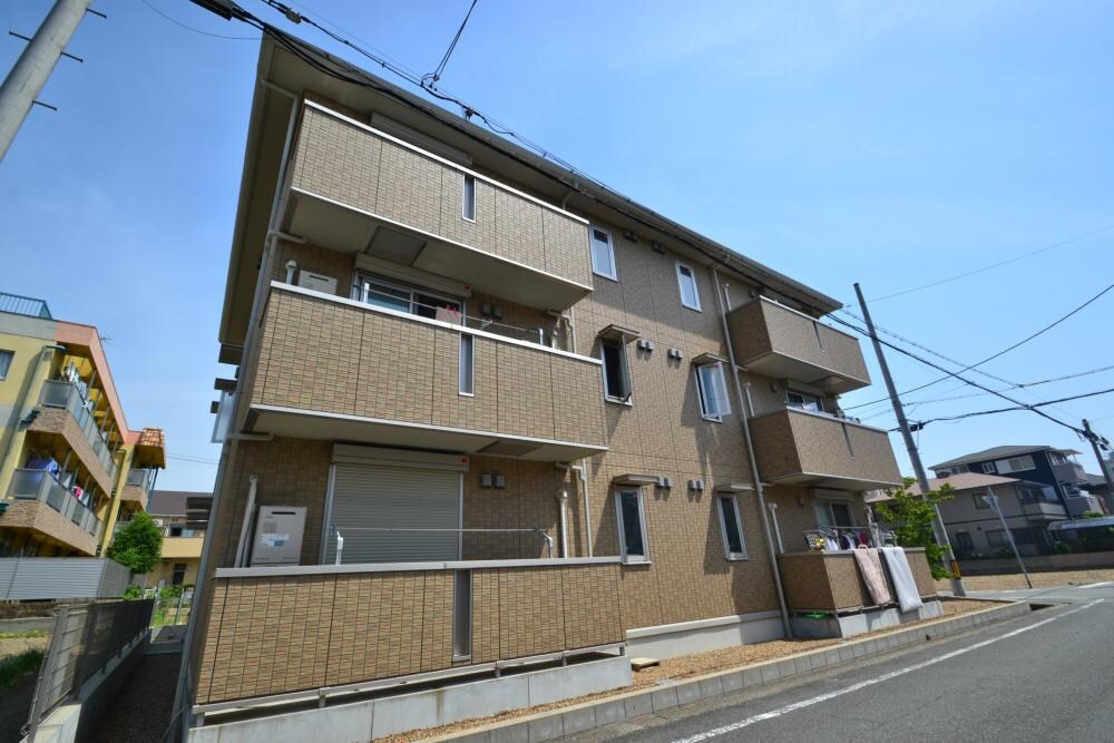 シューパレス3の物件外観写真