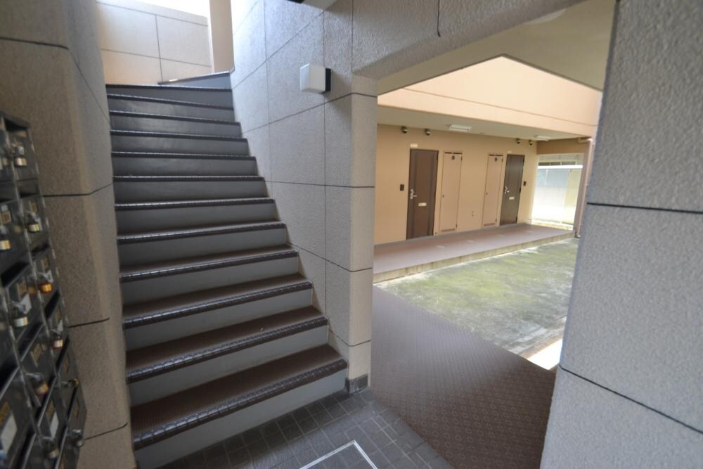 カンスイ参番館の物件外観写真