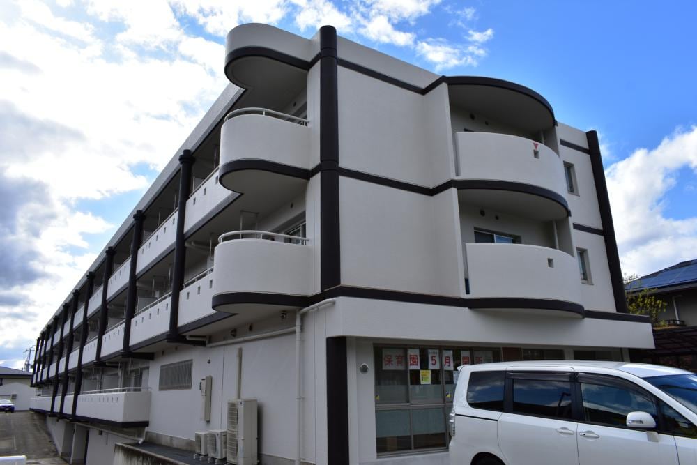 エクシード塚口の物件外観写真