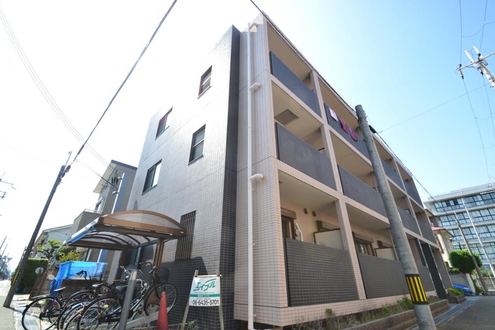 RIRENTの物件外観写真