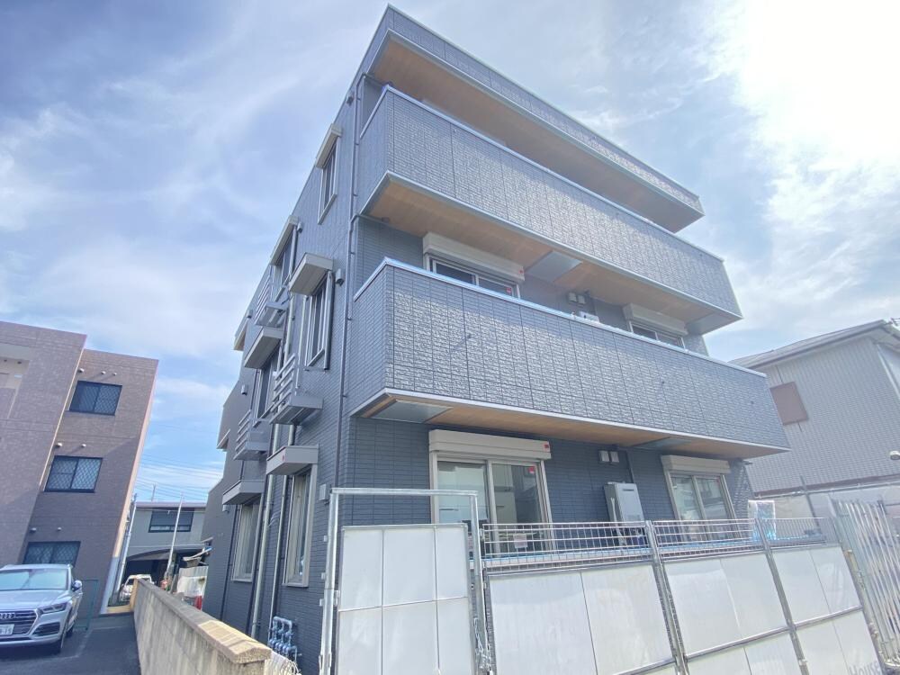 プレガーレ中須佐の物件外観写真