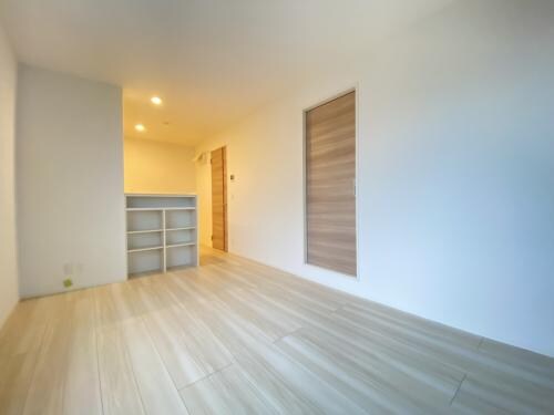 プレガーレ中須佐の物件内観写真