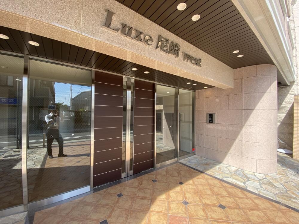 Luxe尼崎WESTの物件外観写真