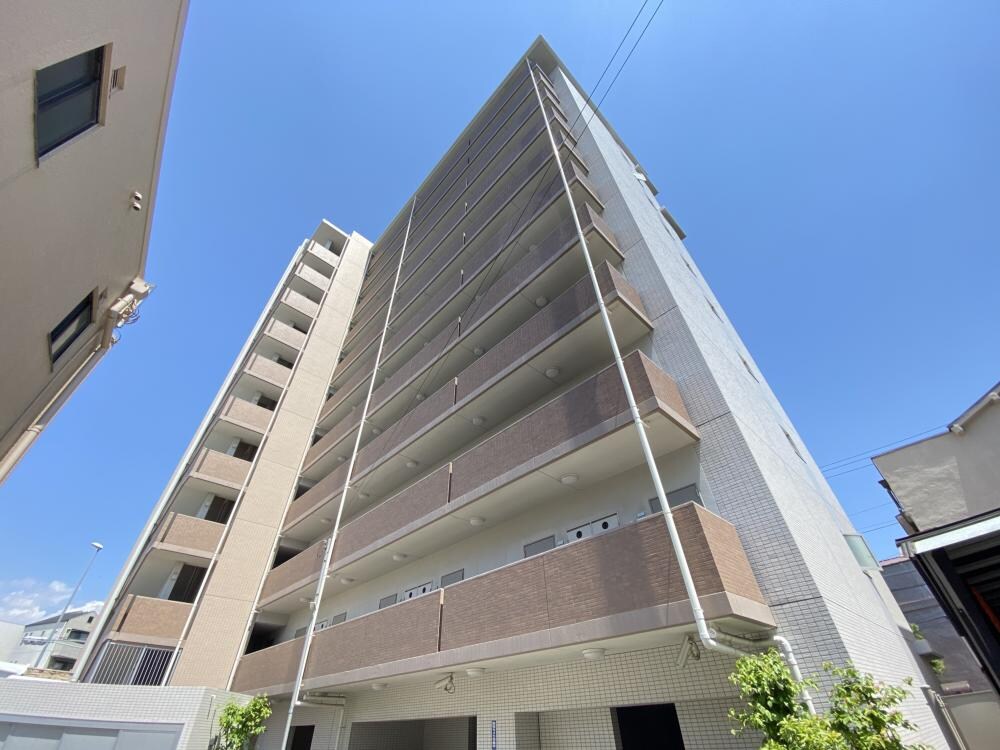 レジュールアッシュアーバンゲートの物件外観写真