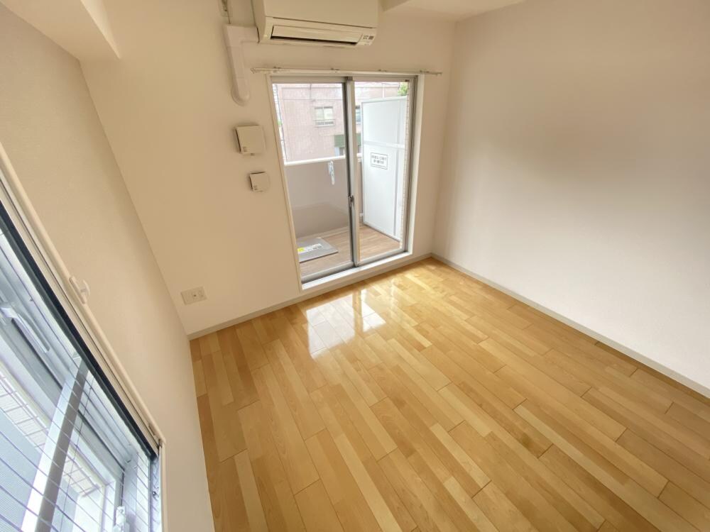 レジュールアッシュアーバンゲートの物件内観写真