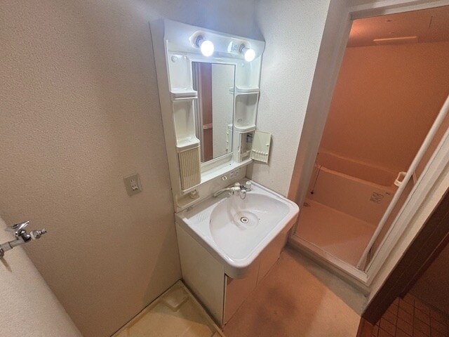 コスモスコートの物件内観写真