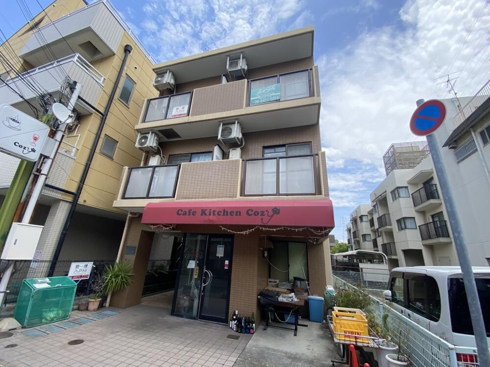 リベルタ猪名寺の物件外観写真