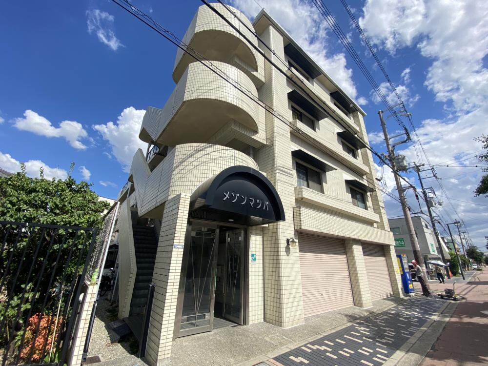 メゾンマツバの物件外観写真
