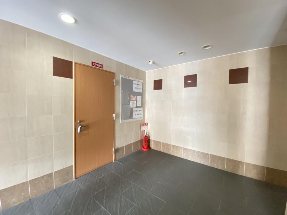 ウィズプレジール若王寺の物件外観写真