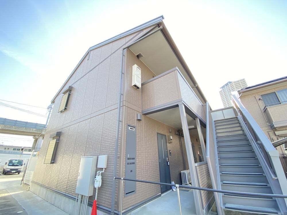 リバーハイツ B棟の物件外観写真