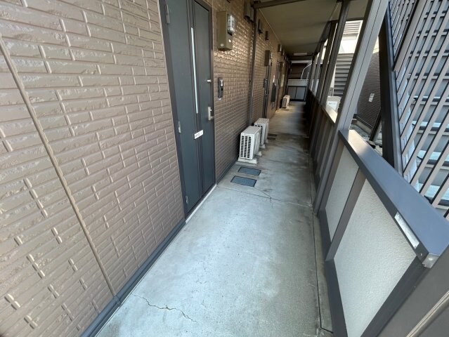 リバーハイツ B棟の物件外観写真