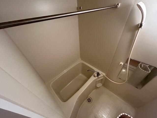 リバーハイツ B棟の物件内観写真