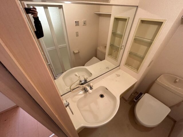 リバーハイツ B棟の物件内観写真