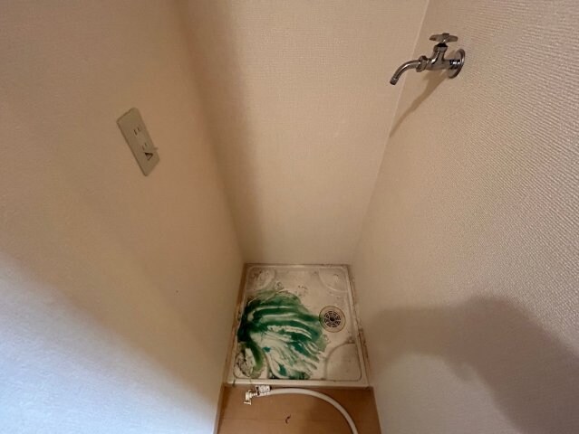 リバーハイツ B棟の物件内観写真