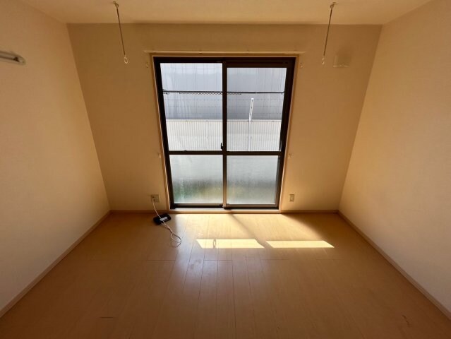 リバーハイツ B棟の物件内観写真