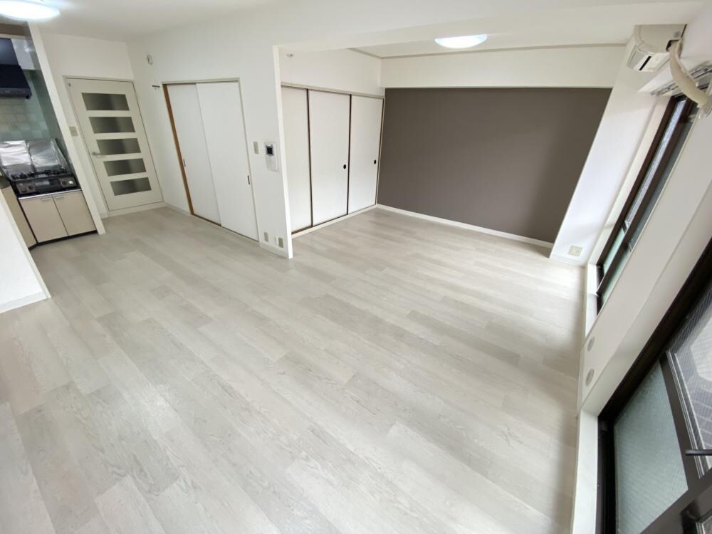 ロイヤル西宮北口の物件内観写真