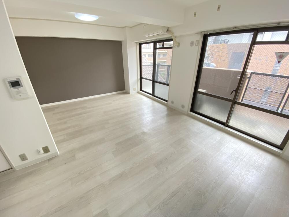 ロイヤル西宮北口の物件内観写真