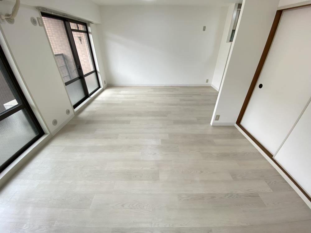 ロイヤル西宮北口の物件内観写真