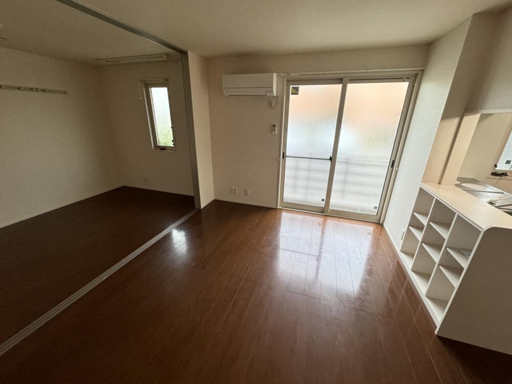 ミナスティリスの物件内観写真