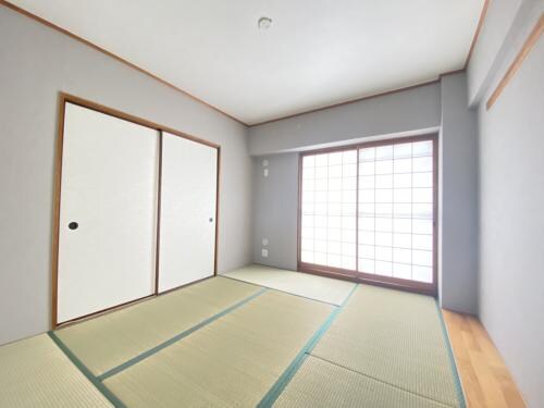 ジオレミヨ甲子園口の物件内観写真