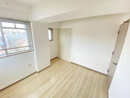 ジオレミヨ甲子園口の物件内観写真