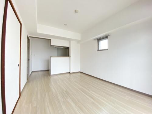 ジオレミヨ甲子園口の物件内観写真