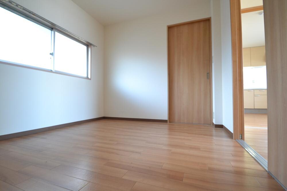 プラザハイツの物件内観写真