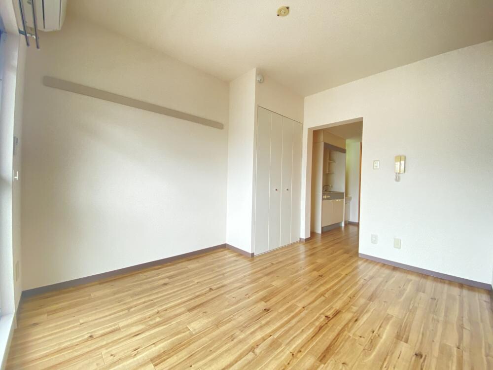 ユニテソリステ津門川の物件内観写真