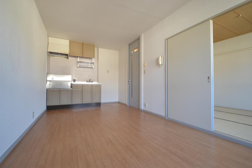 サンライズ立花ハイツの物件内観写真